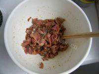 肉片芹菜做法图解3)