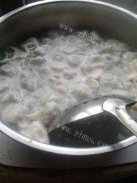 自己做的芹菜水饺做法图解13)