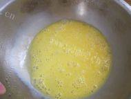营养丰富蒜黄炒鸡蛋的做法图解三