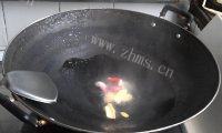 家常菜鲍鱼焖鸡做法图解4)