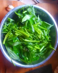 家常菜凉拌空心菜做法图解1)