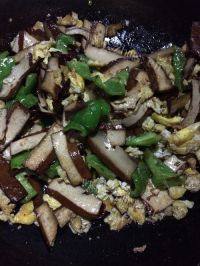豆腐干炒鸡蛋做法图解8)