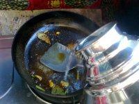 美味的猪血煮豆腐做法图解8)