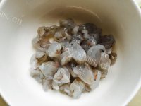 多吃三色炒虾仁做法图解1)