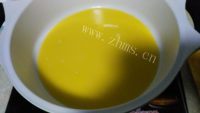 自制花生牛轧糖做法图解3)