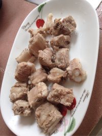 好吃的话梅排骨做法图解3)