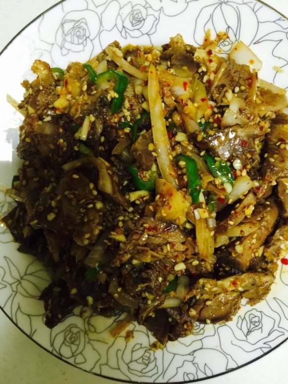 色香味俱全的凉拌牛肉
