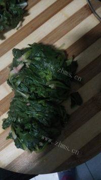 口感好的凉拌菠菜花生米做法图解4)