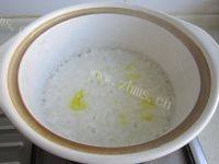 美味早餐彩色蔬菜肉粥做法图解8)