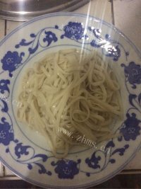 简单的素炒面做法图解4)