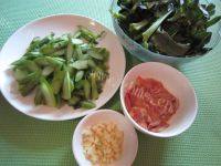 家常菜芥兰炒肉片做法图解2)