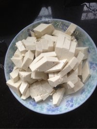 家常麻辣豆腐做法图解1)
