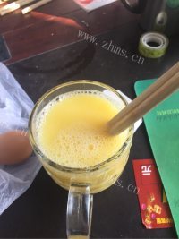 可口的鸡蛋泡白糖做法图解4)