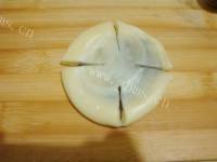 自制枣泥菊花酥做法图解18)