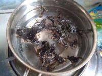 常吃不腻的紫菜鸡蛋汤做法图解1)