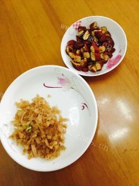 鲜美可口的鸡腿饭做法图解2)