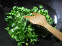 美味的油菜蕻鸡蛋煮汤圆做法图解11)