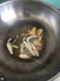 好吃的辣炒鱿鱼做法图解2)