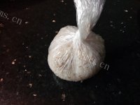 好吃的榨菜丝红米饭团做法图解6)