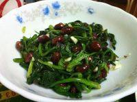 味道不错的果仁菠菜