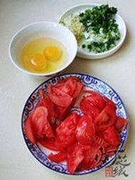 美味的西红柿疙瘩汤做法图解1)