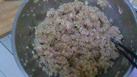 自制猪肉白菜水饺做法图解5)