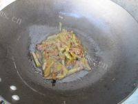 「DIY美食」榨菜肉丝面做法图解9)