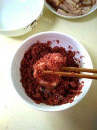 家常菜土豆粉蒸肉做法图解10)
