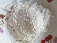 美味的萝卜丝饼做法图解2)