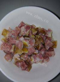 自己做的腊肠鸡蛋炒饭做法图解1)