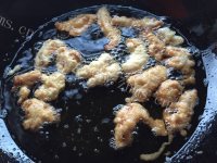 很好吃的酥肉做法图解4)