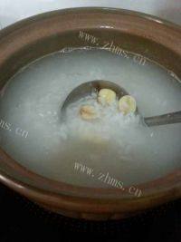 美味的银耳雪梨粥做法图解9)