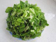 家常菜肉末小白菜做法图解1)