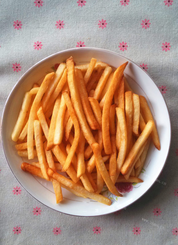 色味俱佳的炸薯条