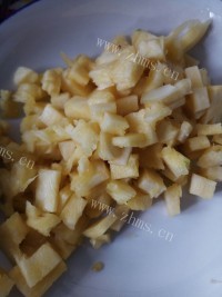 酸甜美味的蔬菜菠萝披萨做法图解2)