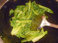 蒜茸油麦菜做法图解3)