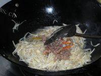「简单版」茭白炒肉丝做法图解8)
