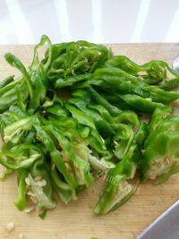 易做的豆角炒肉做法图解5)