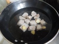 西红柿山药烧肋排做法图解3)