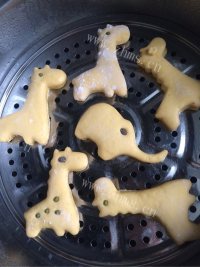 唇齿留香的卡通馒头做法图解5)