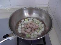 美味的冬瓜肉丸汤做法图解8)
