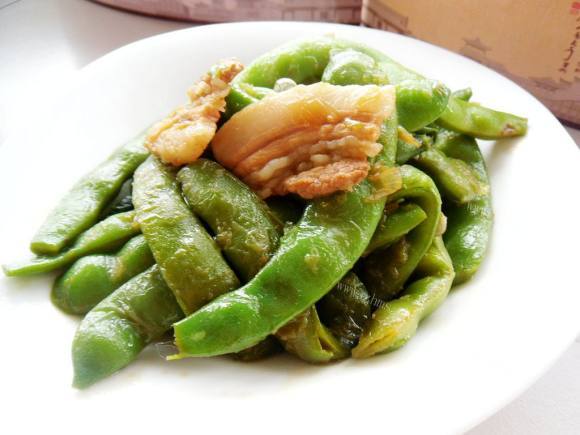 好吃的五花肉炖豆角