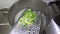 珍馐美味的皮蛋瘦肉粥做法图解12)