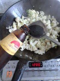 家常菜蚝油花菜做法图解6)