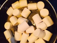 自制抹茶牛轧糖做法图解5)