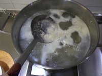 美味的排骨山药汤做法图解5)