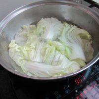 家常营养白菜卷做法图解3)