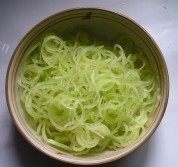 美味的红油笋丝做法图解5)
