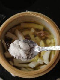 美味的椰子炖鸡做法图解7)