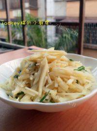 家常菜醋炒红薯丝